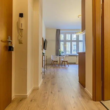 Cityapartment - 53 M², 2 Zimmer, Zentral, Netflix, Kueche, Waschmaschine Apartment Cottbus