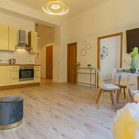 Cityapartment - 53 M², 2 Zimmer, Zentral, Netflix, Kueche, Waschmaschine Apartment Cottbus