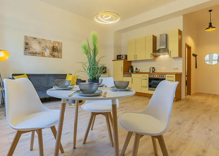 Cityapartment - 53 M², 2 Zimmer, Zentral, Netflix, Kueche, Waschmaschine *