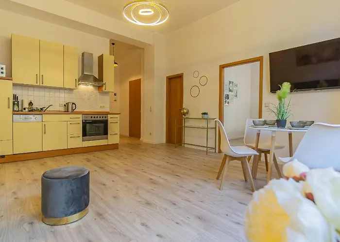 Cityapartment - 53 M², 2 Zimmer, Zentral, Netflix, Kueche, Waschmaschine Lejlighed Cottbus