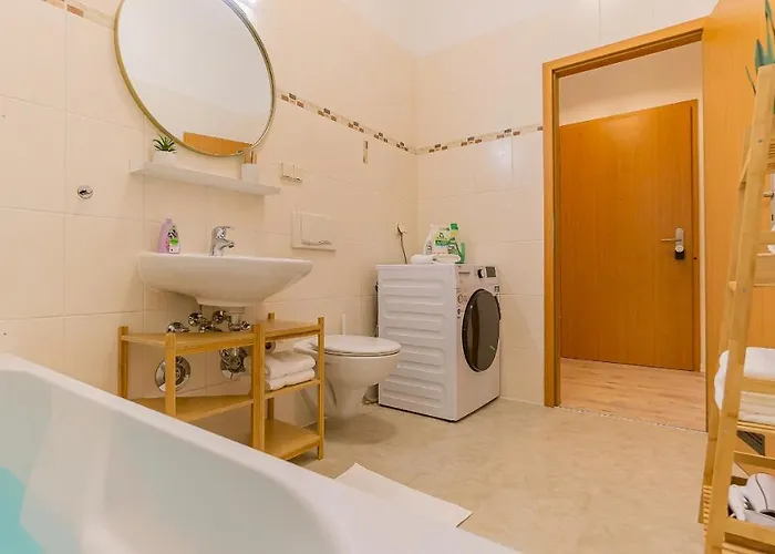 Apartment Cityapartment - 53 M², 2 Zimmer, Zentral, Netflix, Kueche, Waschmaschine *